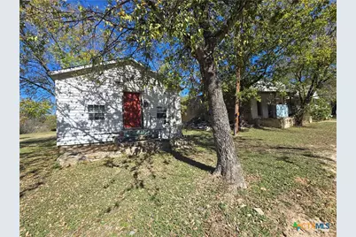 102 E Main Street, Gatesville, TX 76528 - Photo 20