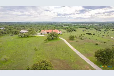 2810 Bridlewood Ranches Drive, San Marcos, TX 78666 - Photo 2