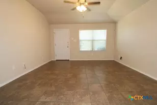 911 Brookview Dr, Copperas Cove, TX 76522 - Photo 2