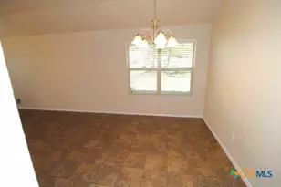 911 Brookview Dr, Copperas Cove, TX 76522 - Photo 4