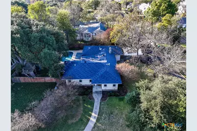 812 N Penelope Street, Belton, TX 76513 - Photo 36