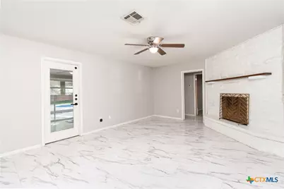 812 N Penelope Street, Belton, TX 76513 - Photo 6