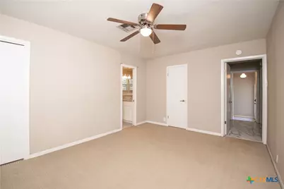 812 N Penelope Street, Belton, TX 76513 - Photo 14