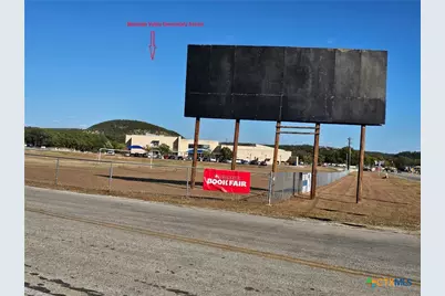 110 Maricopa Drive, Canyon Lake, TX 78133 - Photo 8