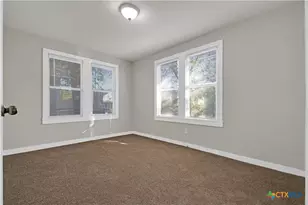 767 Taylor Ave, Seguin, TX 78155 - Photo 14