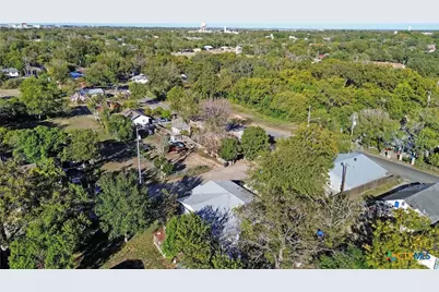 767 Taylor Avenue, Seguin, TX 78155 - Photo 28