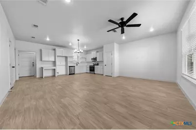 4623 Kings Crossing Boulevard, Temple, TX 76502 - Photo 4