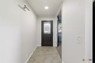 1710 Mountain Brook, Schertz, TX 78154 - Photo 4