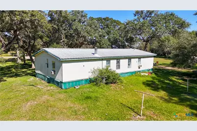 979 N Fm 647 Road, Louise, TX 77455 - Photo 18