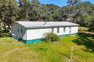 979 N Fm 647 Rd, Louise, TX 77455 - Photo 18