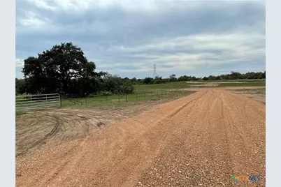573 Robinhood Rd., Victoria, TX 77905 - Photo 12