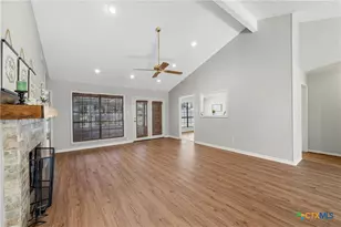 3601 Willow Bend Cir, Waco, TX 76708 - Photo 4