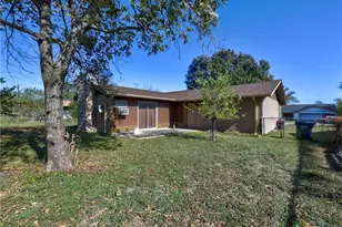 103 Lackey, Florence, TX 76527 - Photo 8