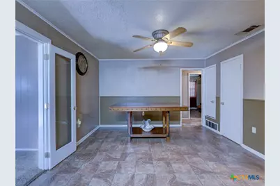 103 Lackey, Florence, TX 76527 - Photo 30