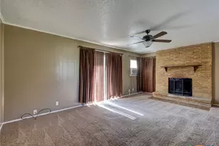 103 Lackey, Florence, TX 76527 - Photo 34