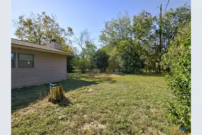 103 Lackey, Florence, TX 76527 - Photo 10