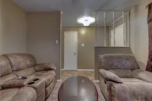 103 Lackey, Florence, TX 76527 - Photo 14