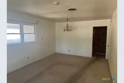 206 W Young, Temple, TX 76501 - Photo 2