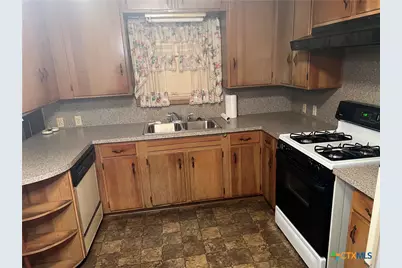 206 W Young, Temple, TX 76501 - Photo 4