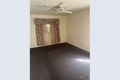 206 W Young, Temple, TX 76501 - Photo 10