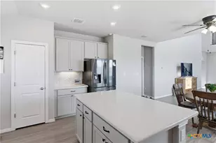 605 Jaboncillo St, New Braunfels, TX 78132 - Photo 16