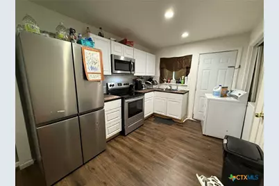 908 Wells Street #908-910, Killeen, TX 76541 - Photo 2