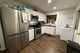 908 Wells St, Killeen, TX 76541 - Photo 2