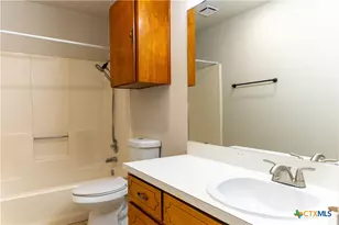 2402 Lazy Ridge Dr, Killeen, TX 76543 - Photo 8