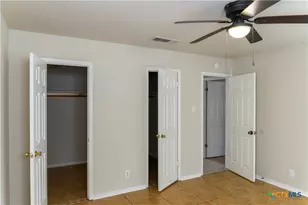 2402 Lazy Ridge Dr, Killeen, TX 76543 - Photo 10