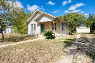 1013 Sacramento, San Antonio, TX 78201 - Photo 2