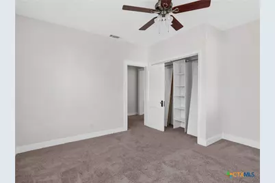 1013 Sacramento, San Antonio, TX 78201 - Photo 18
