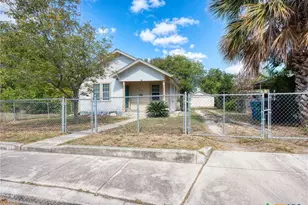 1013 Sacramento, San Antonio, TX 78201 - Photo 1