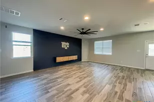 108 Old Stage Coach Rd, Jarrell, TX 76537 - Photo 4