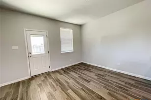 108 Old Stage Coach Rd, Jarrell, TX 76537 - Photo 8