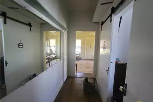 504 E Walnut St, Lometa, TX 76853 - Photo 8