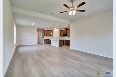 832 Little Pebble, New Braunfels, TX 78130 - Photo 4