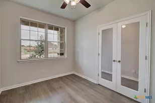 832 Little Pebble, New Braunfels, TX 78130 - Photo 14