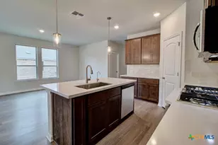 832 Little Pebble, New Braunfels, TX 78130 - Photo 10