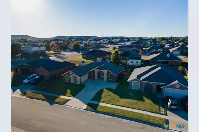 2403 Terry Drive, Copperas Cove, TX 76522 - Photo 2