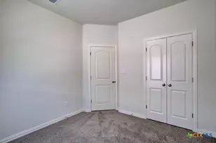 943 Creek Bed Dr, New Braunfels, TX 78130 - Photo 18