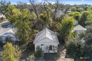 1303 S 13th St, Temple, TX 76504 - Photo 1