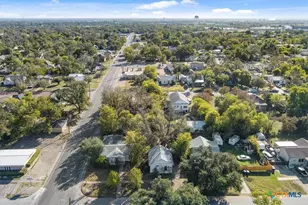 1303 S 13th St, Temple, TX 76504 - Photo 4