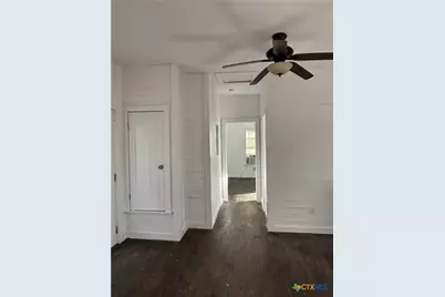 1017 W Nueces Street, Victoria, TX 77901 - Photo 26