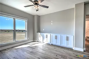 8186 S Lone Star Pkwy, Moody, TX 76557 - Photo 30