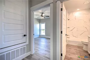 8186 S Lone Star Pkwy, Moody, TX 76557 - Photo 34