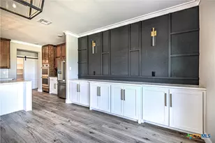 8186 S Lone Star Pkwy, Moody, TX 76557 - Photo 18