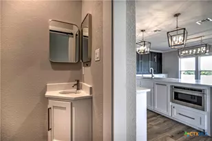 8186 S Lone Star Pkwy, Moody, TX 76557 - Photo 20