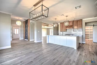 8186 S Lone Star Parkway, Moody, TX 76557 - Photo 6