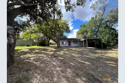 236 Hilltop Drive, Victoria, TX 77905 - Photo 4