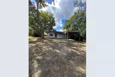 236 Hilltop Drive, Victoria, TX 77905 - Photo 6